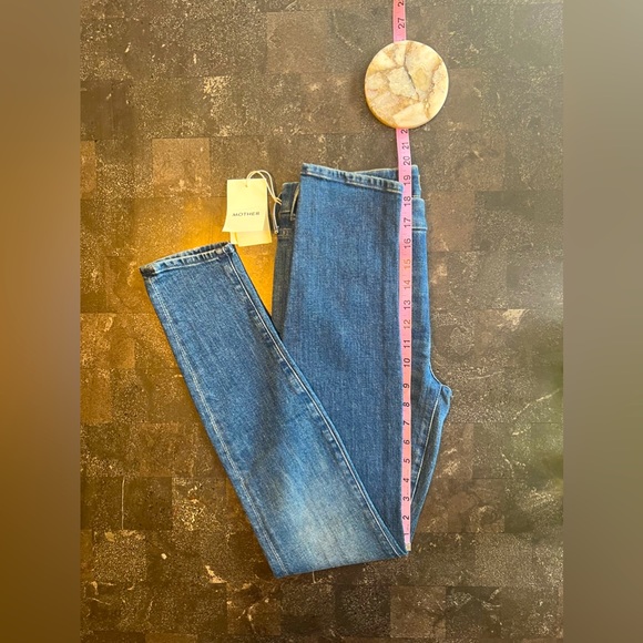 NWT Mother “The Looker” in color “Where is my mind” size 24 current retail $248. - Picture 16 of 17